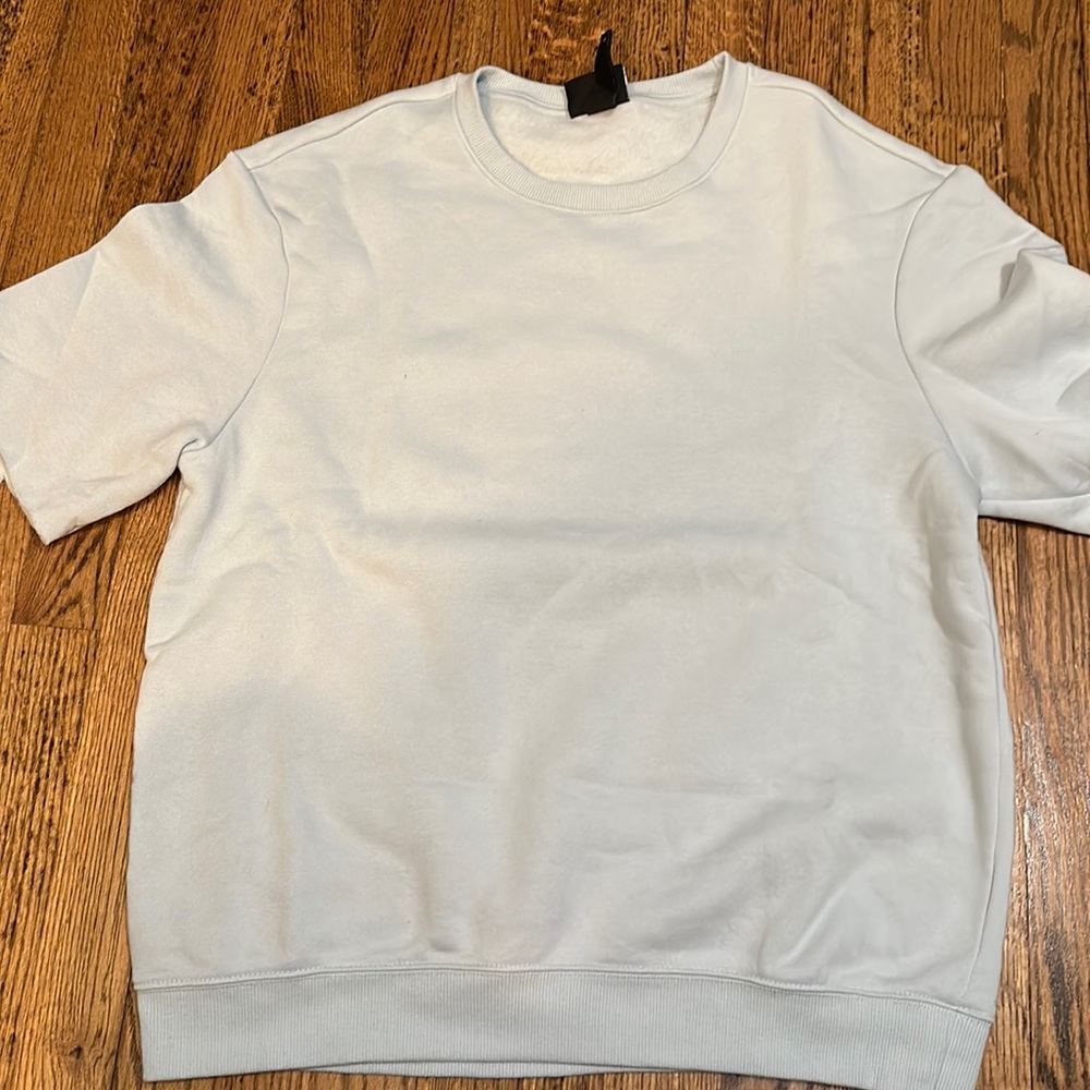 Oversized sweatshirt tee